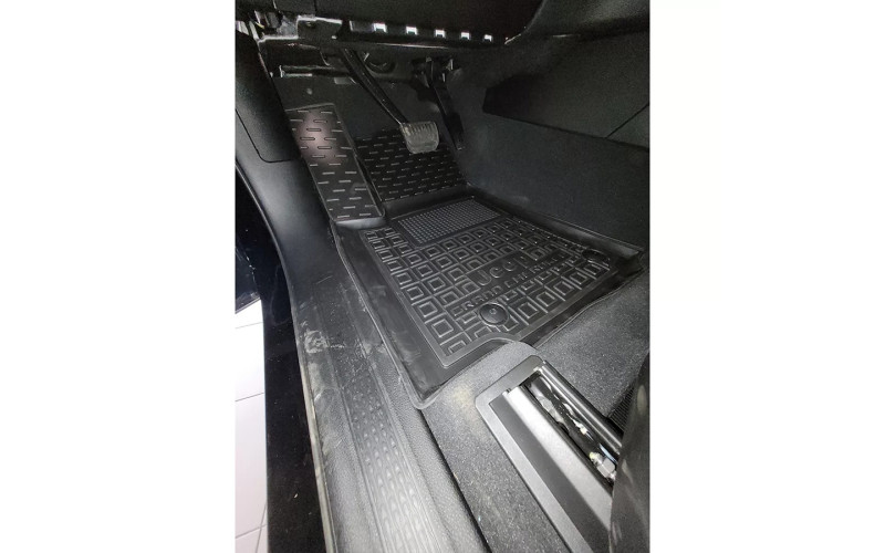 Килимки в салон Jeep Grand Cherokee 2021 – WL поліуретанові, Avto-Gumm